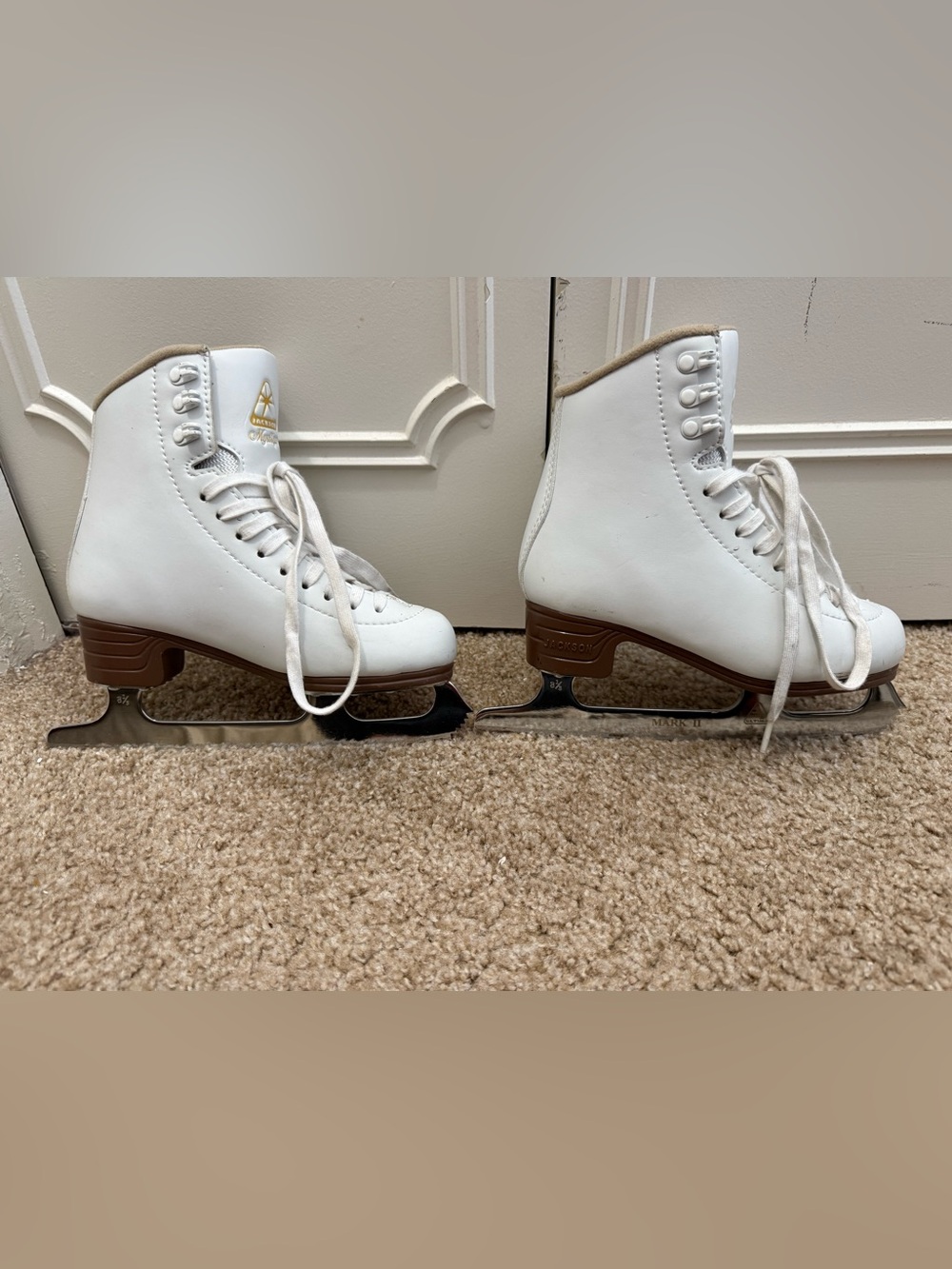 Jackson Mystique Mark II Girls Ice Skates